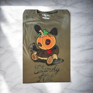 Designer T-Shirt- Leather accents. “Skurdy Kat”